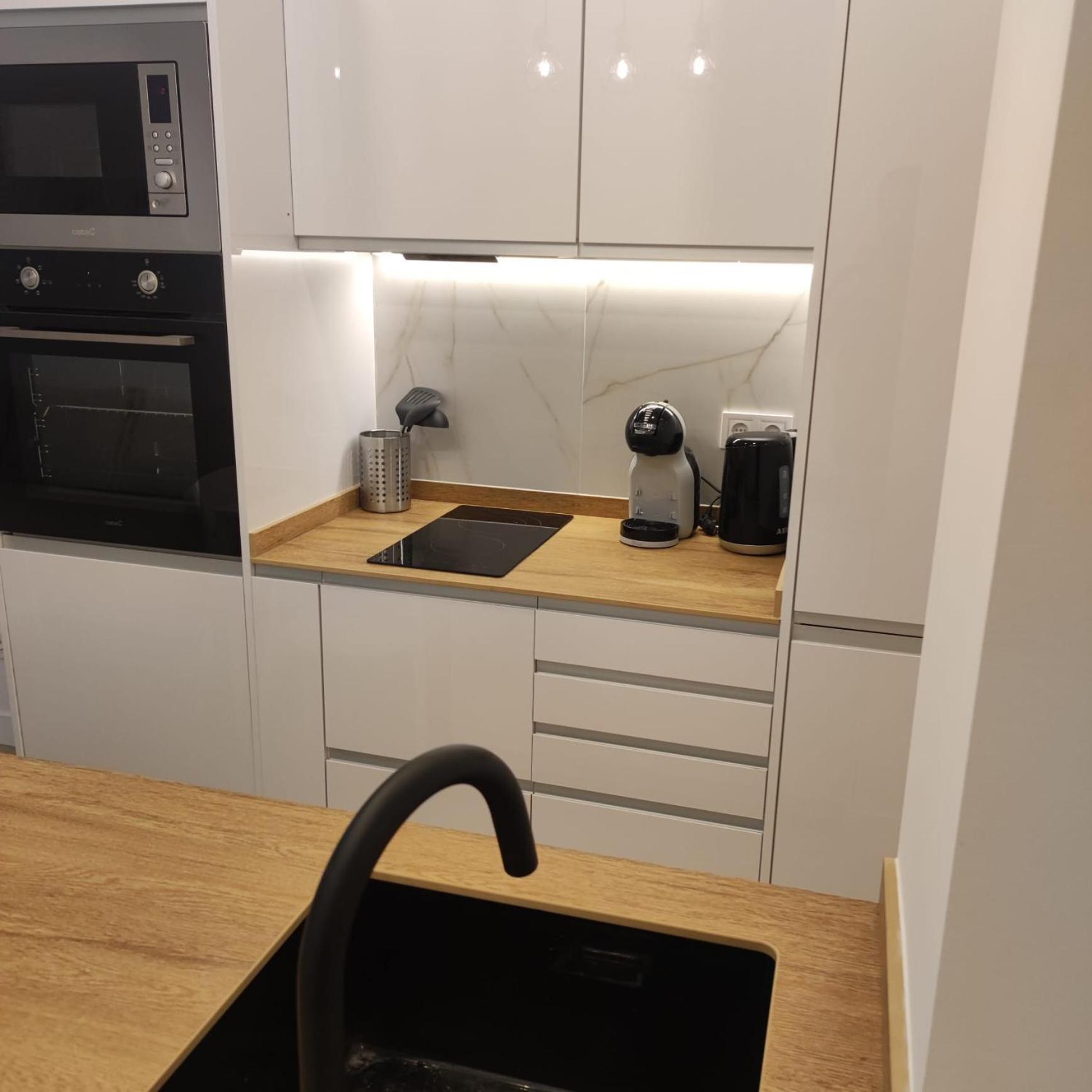 מדריד Av. Asturias Apartamento מראה חיצוני תמונה